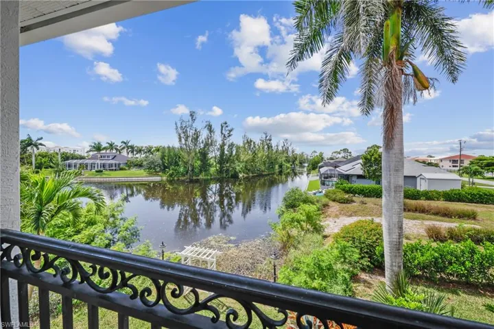 2250 Sw 20th Ave, Cape Coral, Florida 33991
