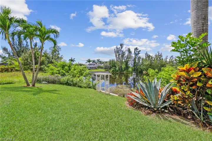 2250 Sw 20th Ave, Cape Coral, Florida 33991