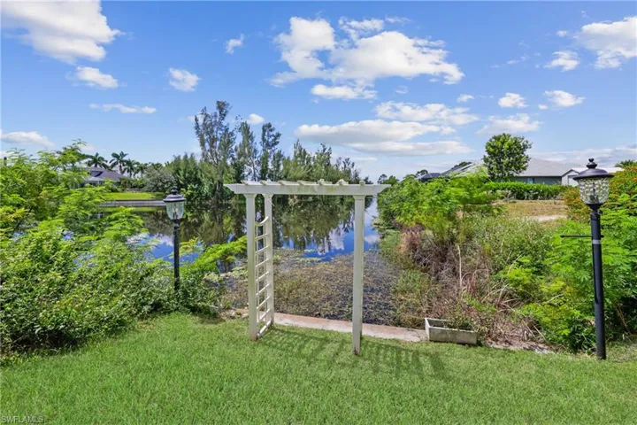 2250 Sw 20th Ave, Cape Coral, Florida 33991