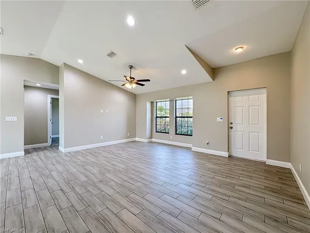 2612 15th St Sw, Lehigh Acres, Florida 33976