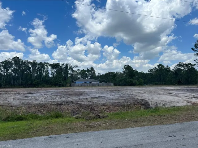 629 Foxchase Dr, Lehigh Acres Fl 33974
