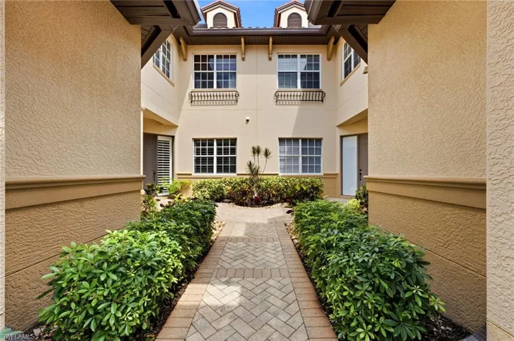11250 Bienvenida Way 101, Fort Myers, Florida 33908