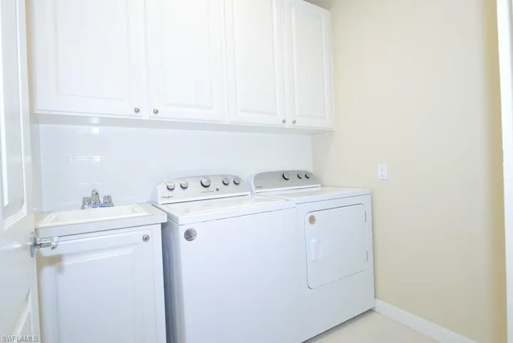 28725 Alessandria Cir, Bonita Springs, Florida 34135