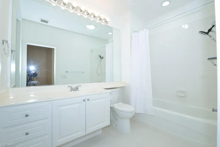 28725 Alessandria Cir, Bonita Springs, Florida 34135