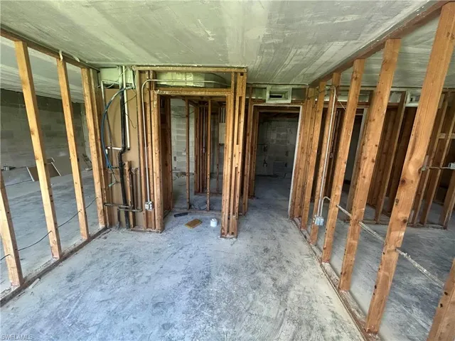 3704 Broadway 109, Fort Myers, Florida 33901