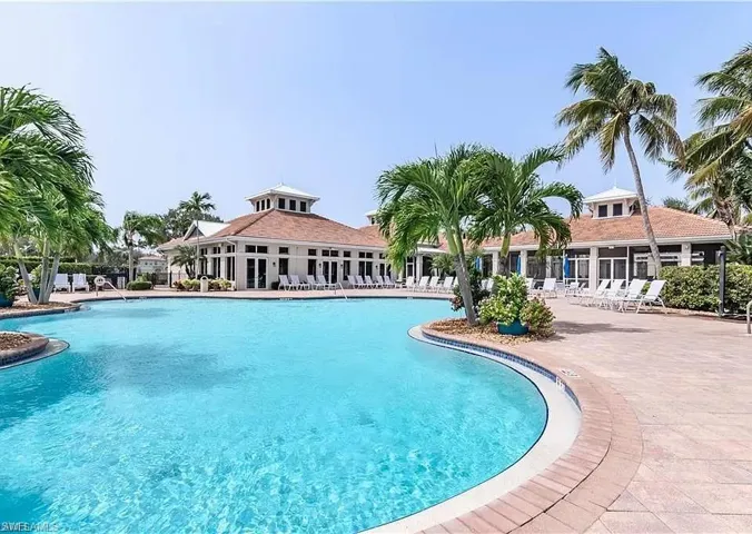 3029 Driftwood Way 3303, Naples, Florida 34109
