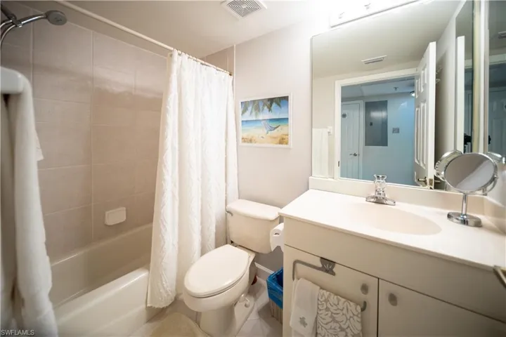 3029 Driftwood Way 3303, Naples, Florida 34109