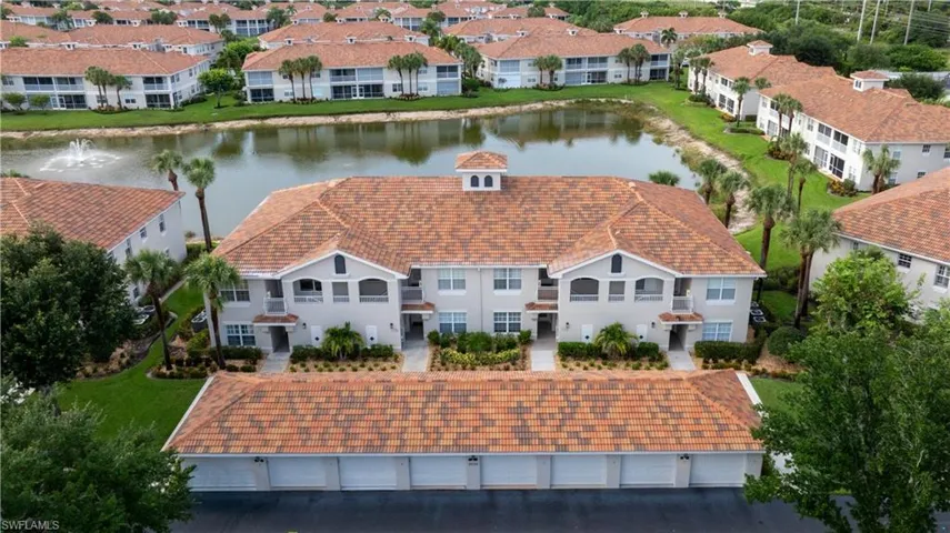 3029 Driftwood Way 3303, Naples, Florida 34109