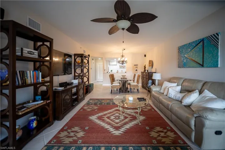 3029 Driftwood Way 3303, Naples, Florida 34109