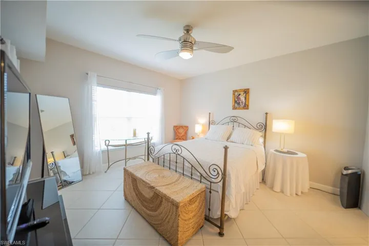 3029 Driftwood Way 3303, Naples, Florida 34109