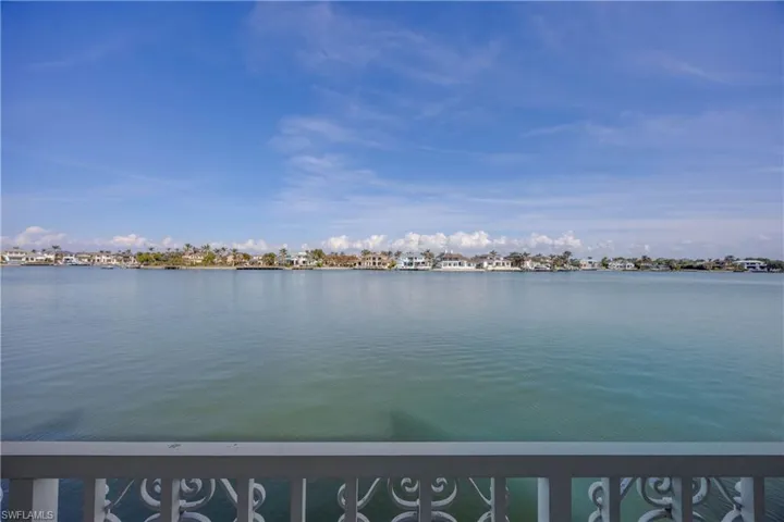 Balcony east view over Doctors Bay