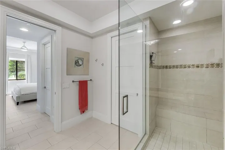 1030 3rd Ave S 216, Naples, Florida 34102