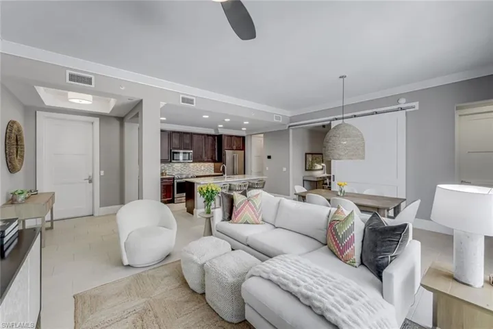 1030 3rd Ave S 216, Naples, Florida 34102
