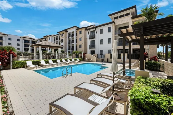 1030 3rd Ave S 216, Naples, Florida 34102