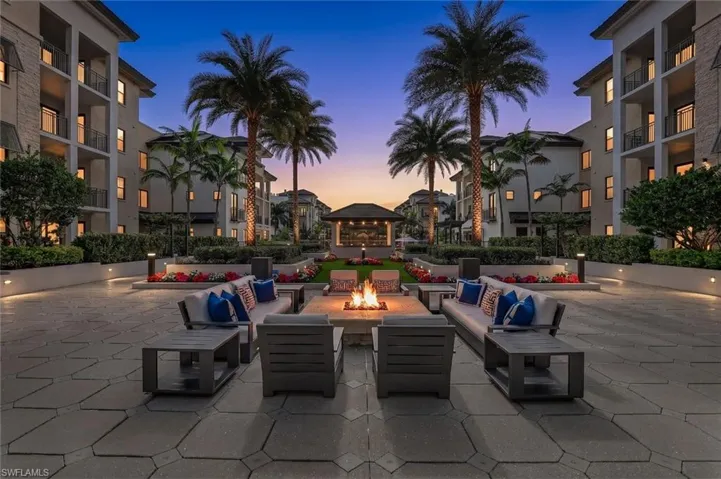 1030 3rd Ave S 216, Naples, Florida 34102