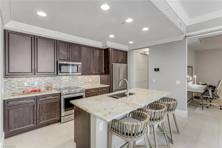 1030 3rd Ave S 216, Naples, Florida 34102