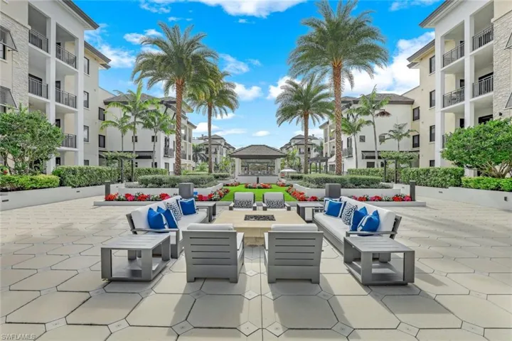 1030 3rd Ave S 216, Naples, Florida 34102