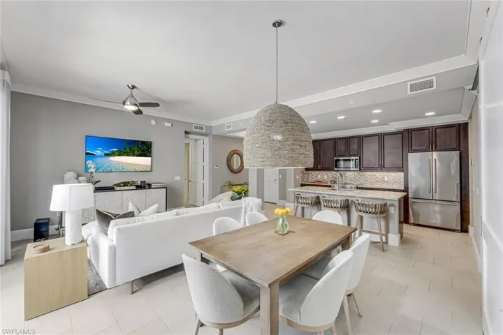 1030 3rd Ave S 216, Naples, Florida 34102