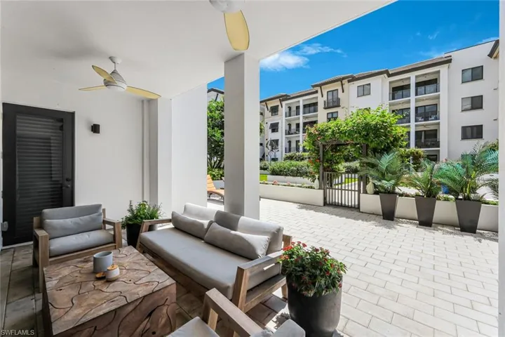 1030 3rd Ave S 216, Naples, Florida 34102