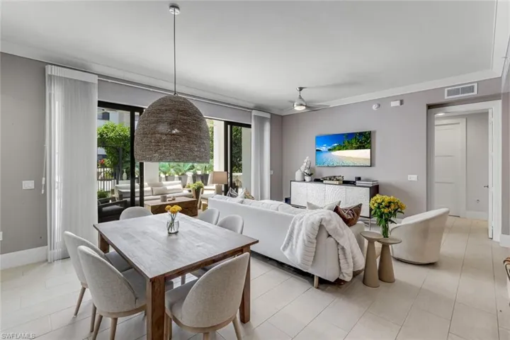 1030 3rd Ave S 216, Naples, Florida 34102