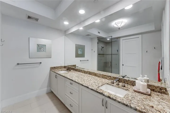 1030 3rd Ave S 216, Naples, Florida 34102