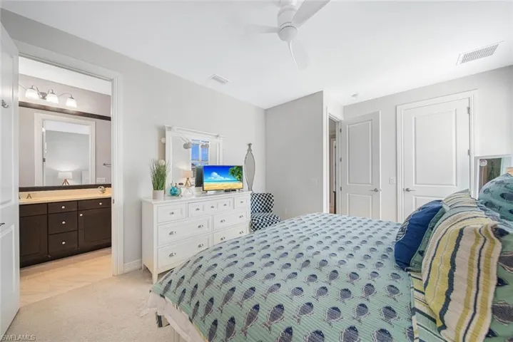 15929  Tropical Breeze  DR, Fort Myers, FL 33908