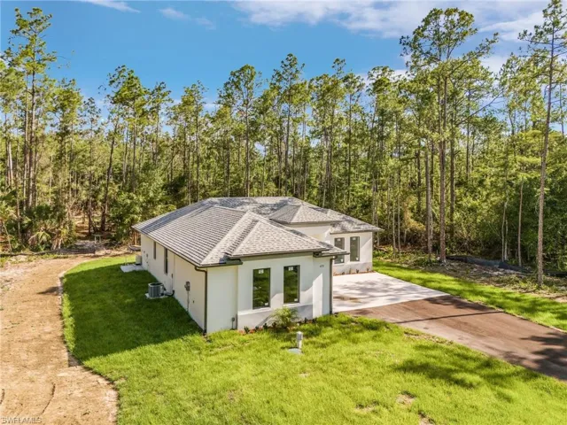 4276  12TH AVE NE , Naples, FL 34120