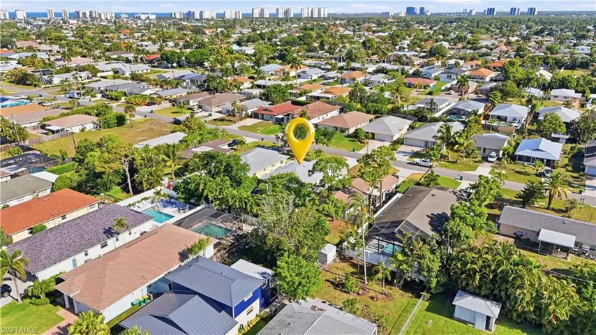 742  99th N AVE, Naples, FL 34108