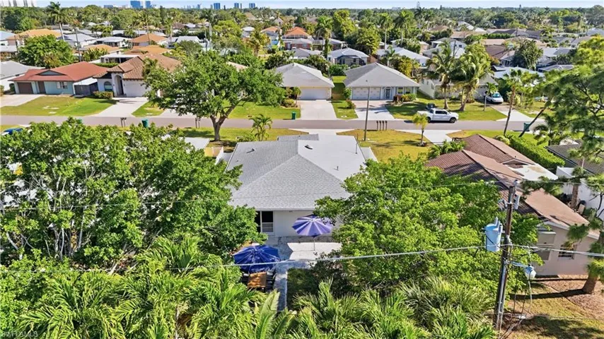 742  99th N AVE, Naples, FL 34108