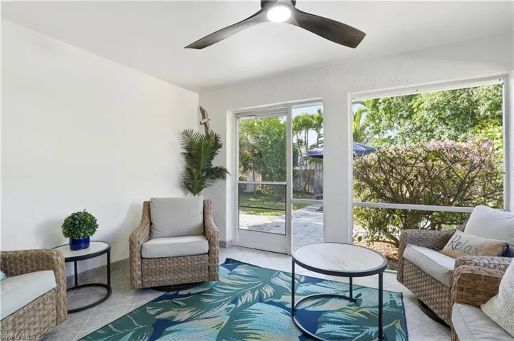 742  99th N AVE, Naples, FL 34108