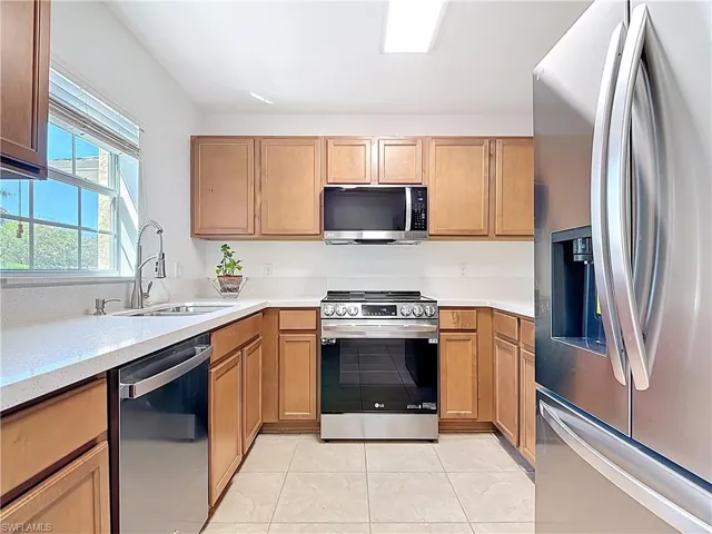 9101 Gervais Cir 1705, Naples, Florida 34120