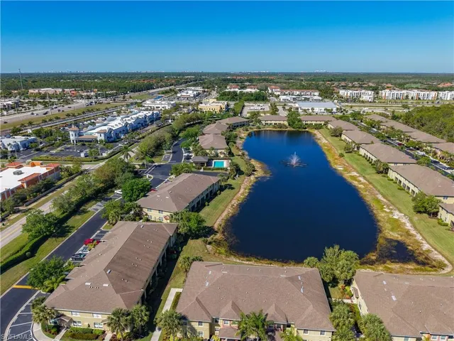 9101 Gervais Cir 1705, Naples, Florida 34120