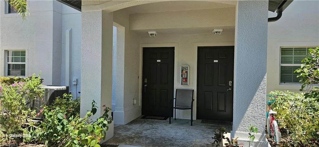 9101 Gervais Cir 1705, Naples, Florida 34120