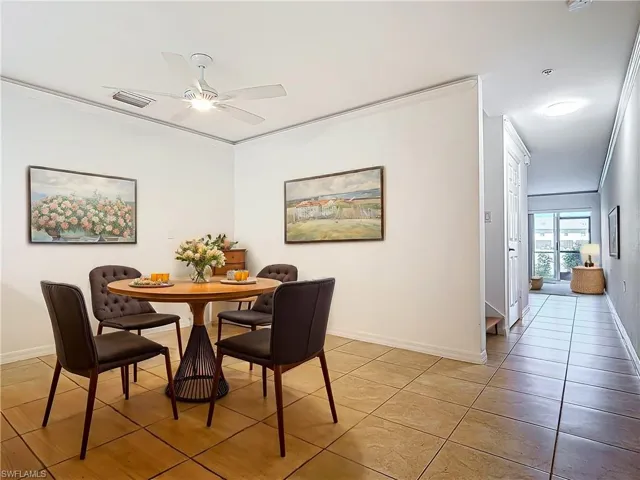 9101 Gervais Cir 1705, Naples, Florida 34120