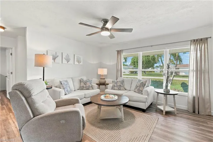 5229 Pocatella Ct, Cape Coral, Florida 33904