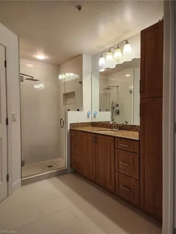 2825  Palm Beach  BLVD, Fort Myers, FL 33916