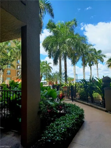 2825 Palm Beach Blvd 416, Fort Myers, Florida 33916