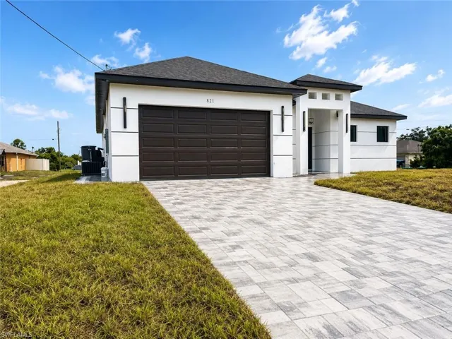 921 Martha Ave S, Lehigh Acres, Florida 33974
