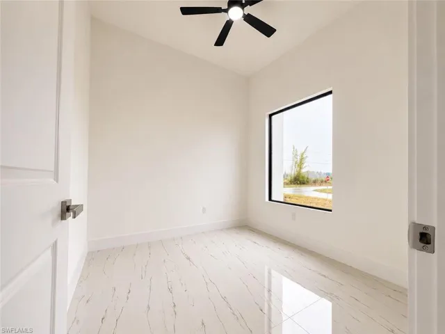 921 Martha Ave S, Lehigh Acres, Florida 33974