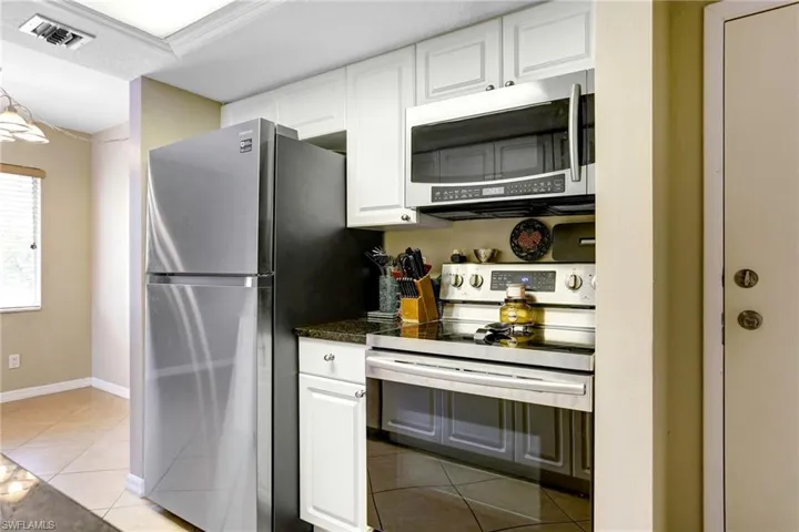2366 E Mall Dr # 302, Fort Myers Fl 33901