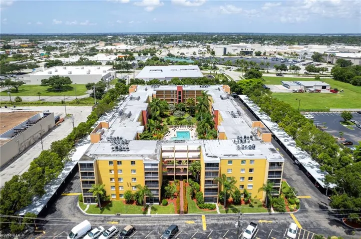 2366 E Mall Dr # 302, Fort Myers Fl 33901