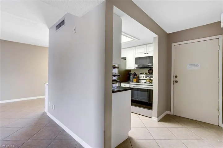 2366 E Mall Dr # 302, Fort Myers Fl 33901