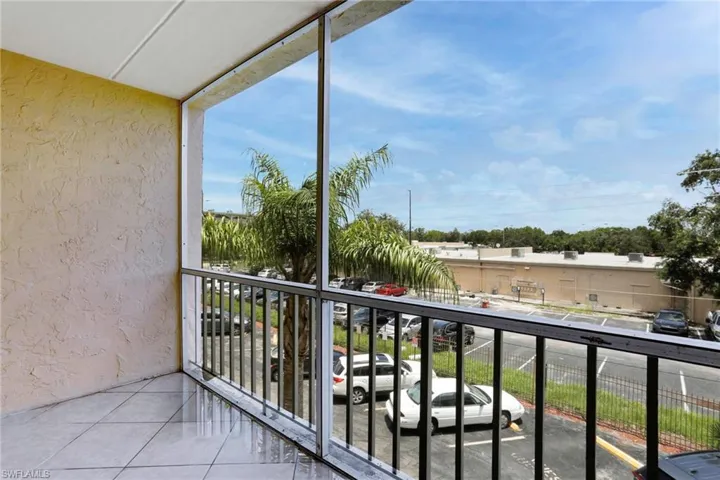 2366 E Mall Dr # 302, Fort Myers Fl 33901