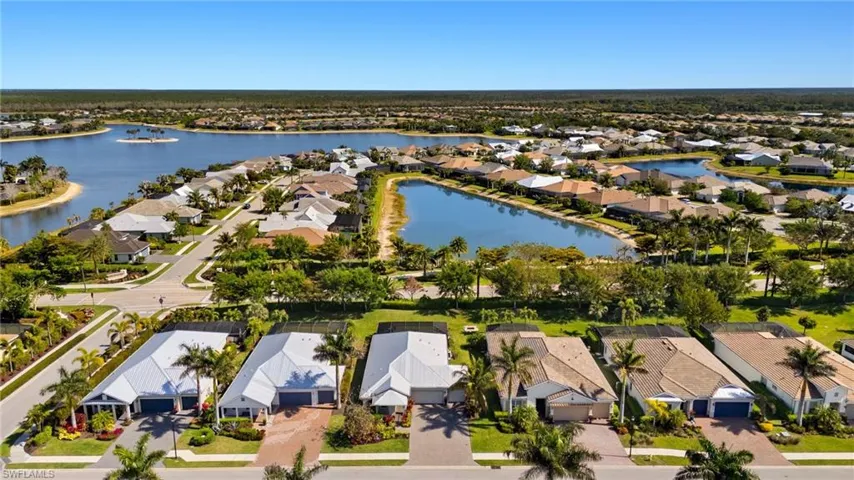14741  Leeward  DR, Naples, FL 34114