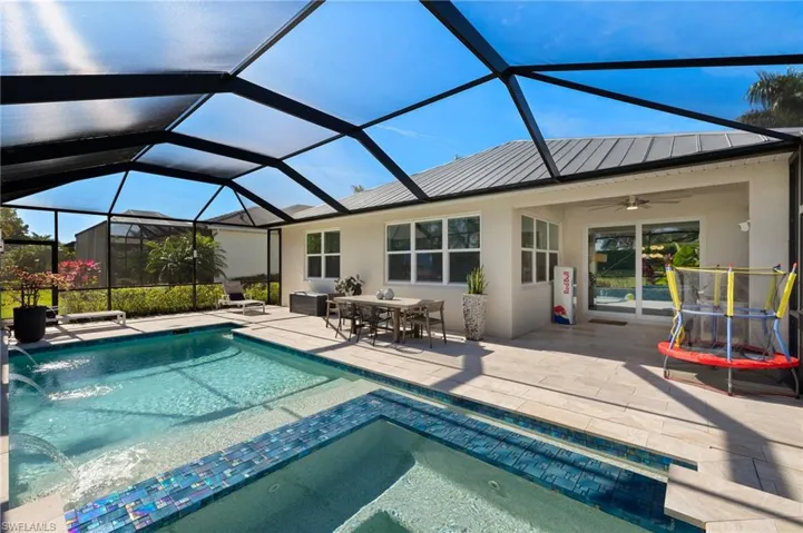 14741  Leeward  DR, Naples, FL 34114