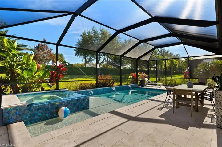 14741  Leeward  DR, Naples, FL 34114