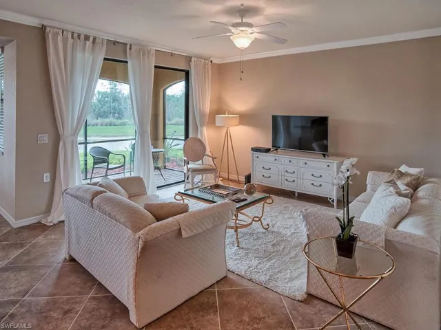 9830  Giaveno  CIR, Naples, FL 34113