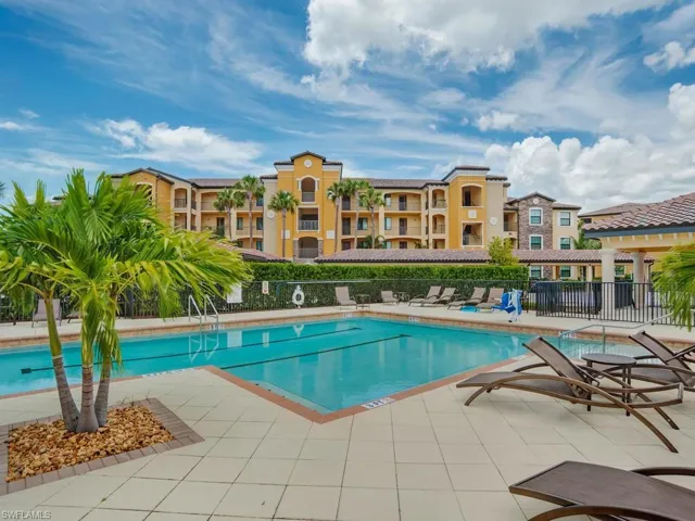 9830  Giaveno  CIR, Naples, FL 34113