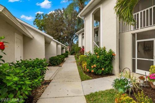 421 Country Hollow CT # D103, NAPLES FL 34104