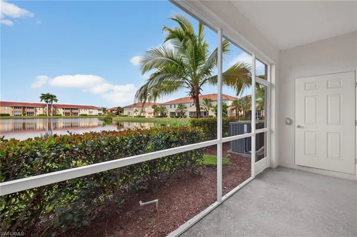 10191 Via Colomba Cir, Fort Myers, Florida 33966